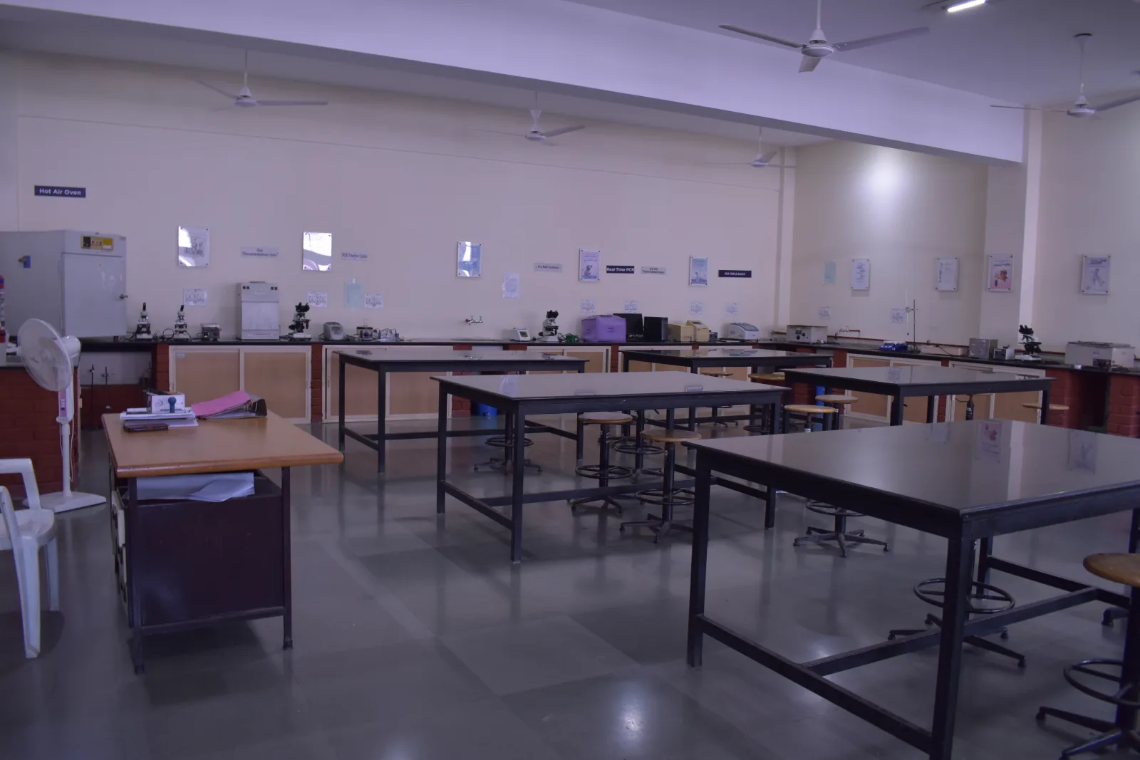 Advanced Molecular Biology Lab